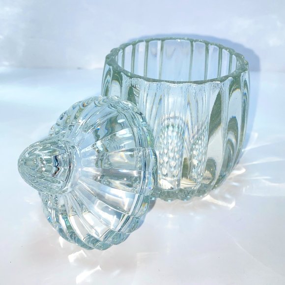 Clear Glass Tealight Dish with Lid or Candy Dish - Picture 3 of 6